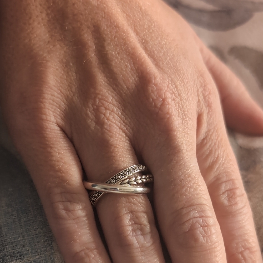 Jai 925 Balance And Harmony Ring